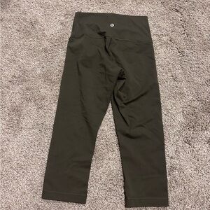 Lululemon NWOT High Rise Crop Legging Size 2 Align